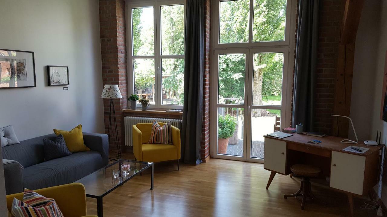 Aryve Jc Studio - Altstadtnahes Boutique Apartment Inklusive Kostenfreiem Parkplatz エアフルト エクステリア 写真