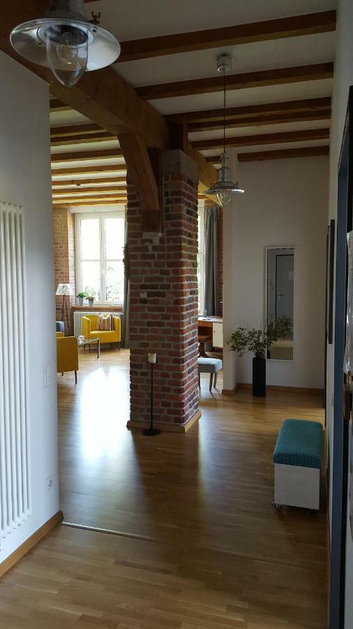 Aryve Jc Studio - Altstadtnahes Boutique Apartment Inklusive Kostenfreiem Parkplatz エアフルト エクステリア 写真